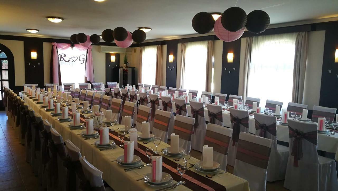 Patyi Etterem Es Hotel Bögöte Екстериор снимка